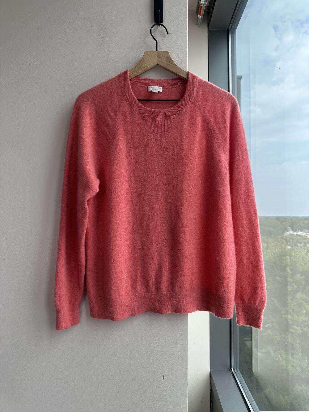 Garnet Hill 100% Cashmere Coral Pink Crewneck Sweater Sz L